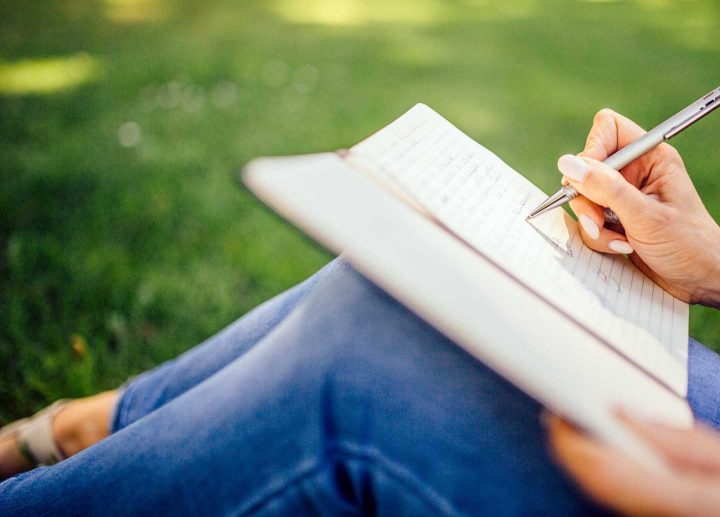 Making a self description in a notebook