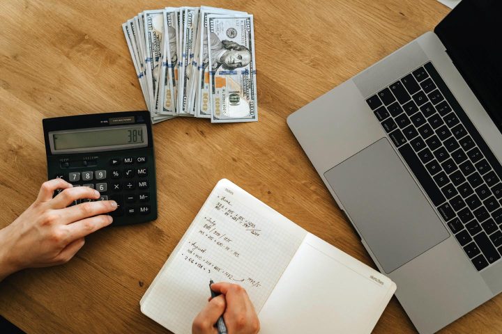 Doing accounting of the expenses